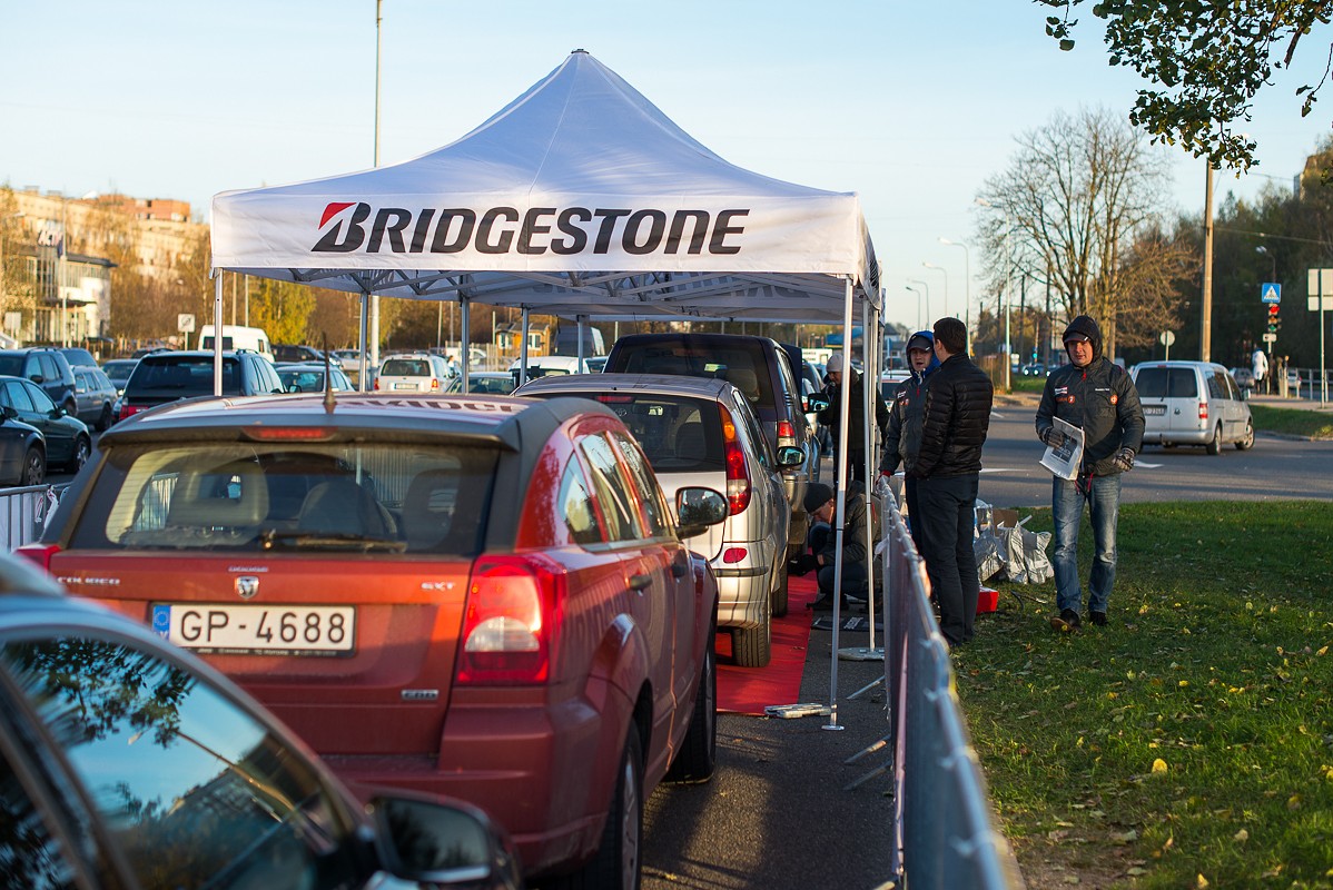Kampaņā ”Pārsteidz ziemu!” bez maksas varēs pārbaudīt auto pirms ziemas
