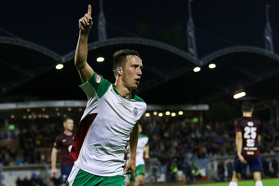 Dāvis Ikaunieks – Latvijas futbola virslīgas septembra labākais spēlētājs