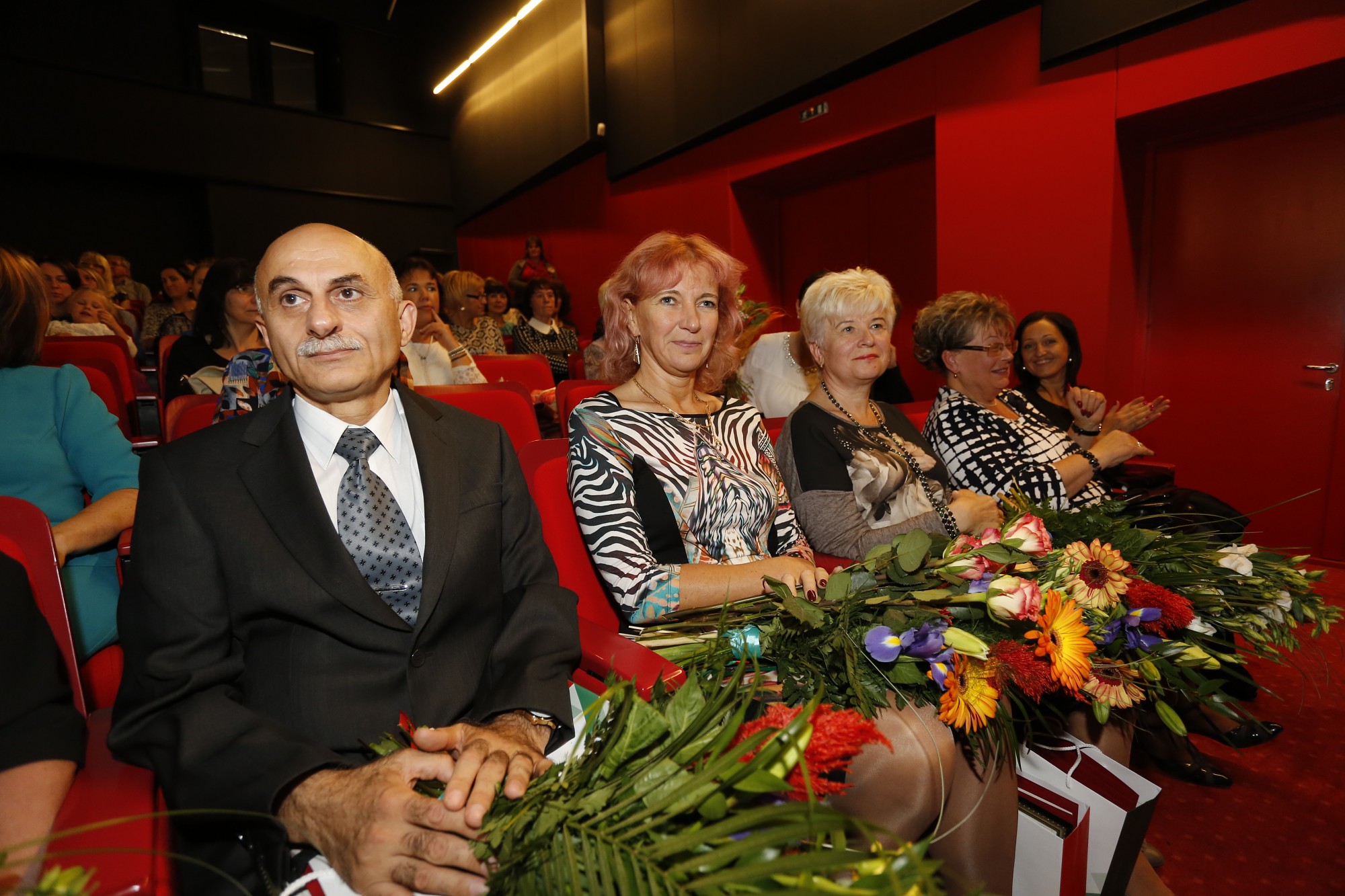 Papildināts – Profesionālajos svētkos sumina pedagogus