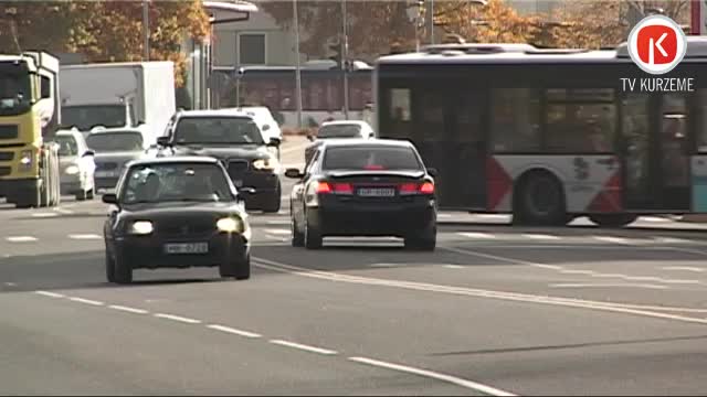 Aptuveni puse auto jau aprīkoti ar ziemas riepām