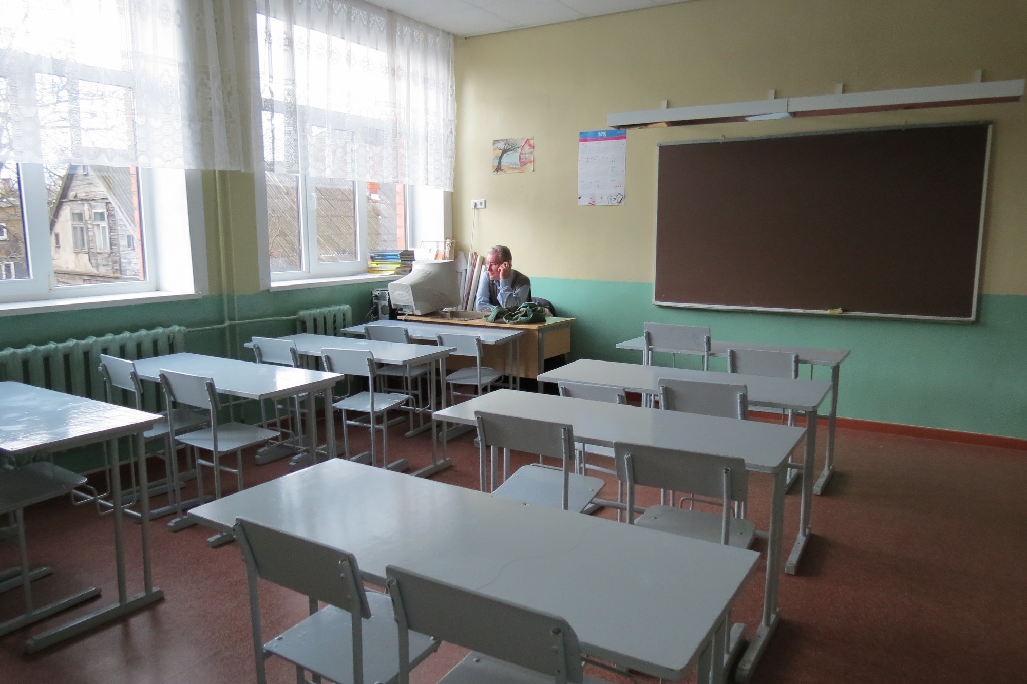 Izglītības darbinieki streiko – skolas tukšas, bērnudārzi daļēji