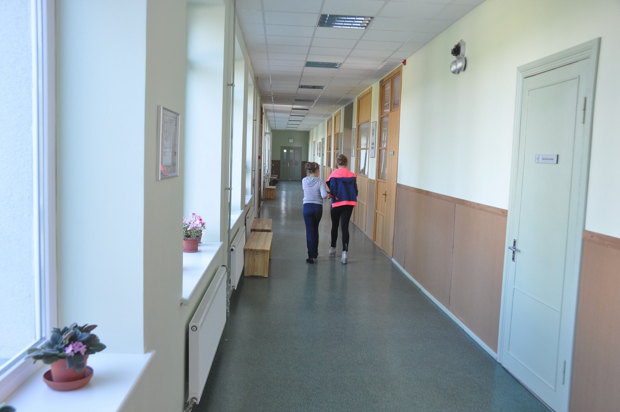 Vidusskolām būs jānodrošina lielāks skolēnu skaits