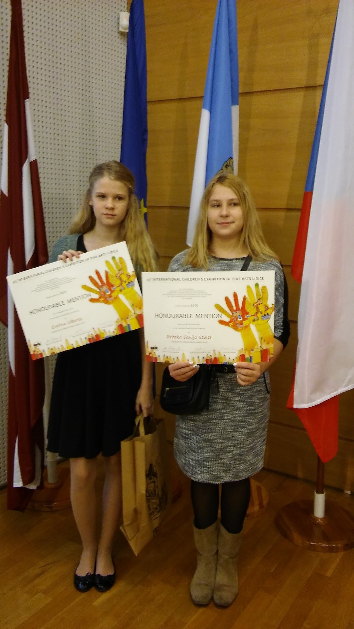 Panākumi starptautiskos vizuālās mākslas konkursos