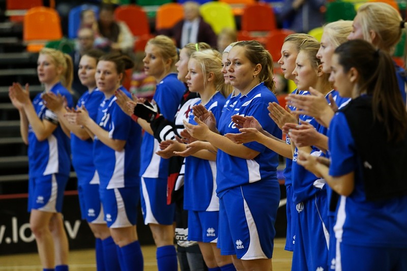 “Bulldogs” spēlētājas uzvar LiepU