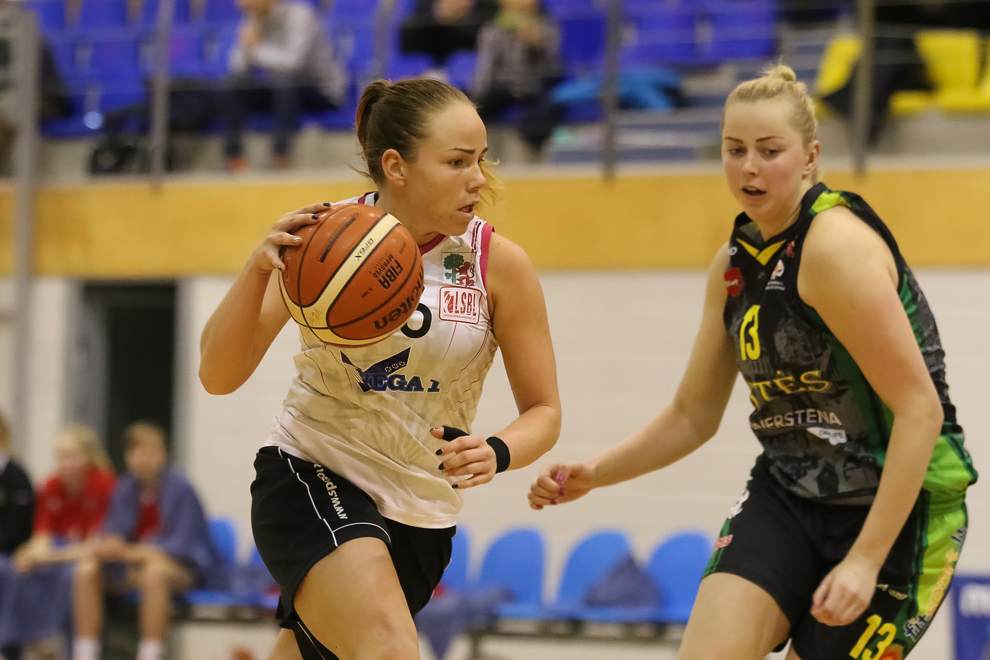 “Vega 1″/”Liepāja” basketbolistes tiek pie pārliecinošas uzvaras Baltijas līgas mačā