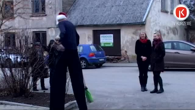 Rūķelfi pulcējas Durbē