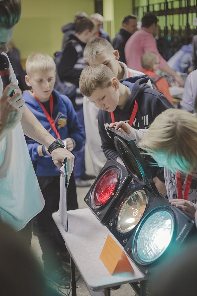 “4×4 LED kubs” iegūst skatītāju simpātiju balvu