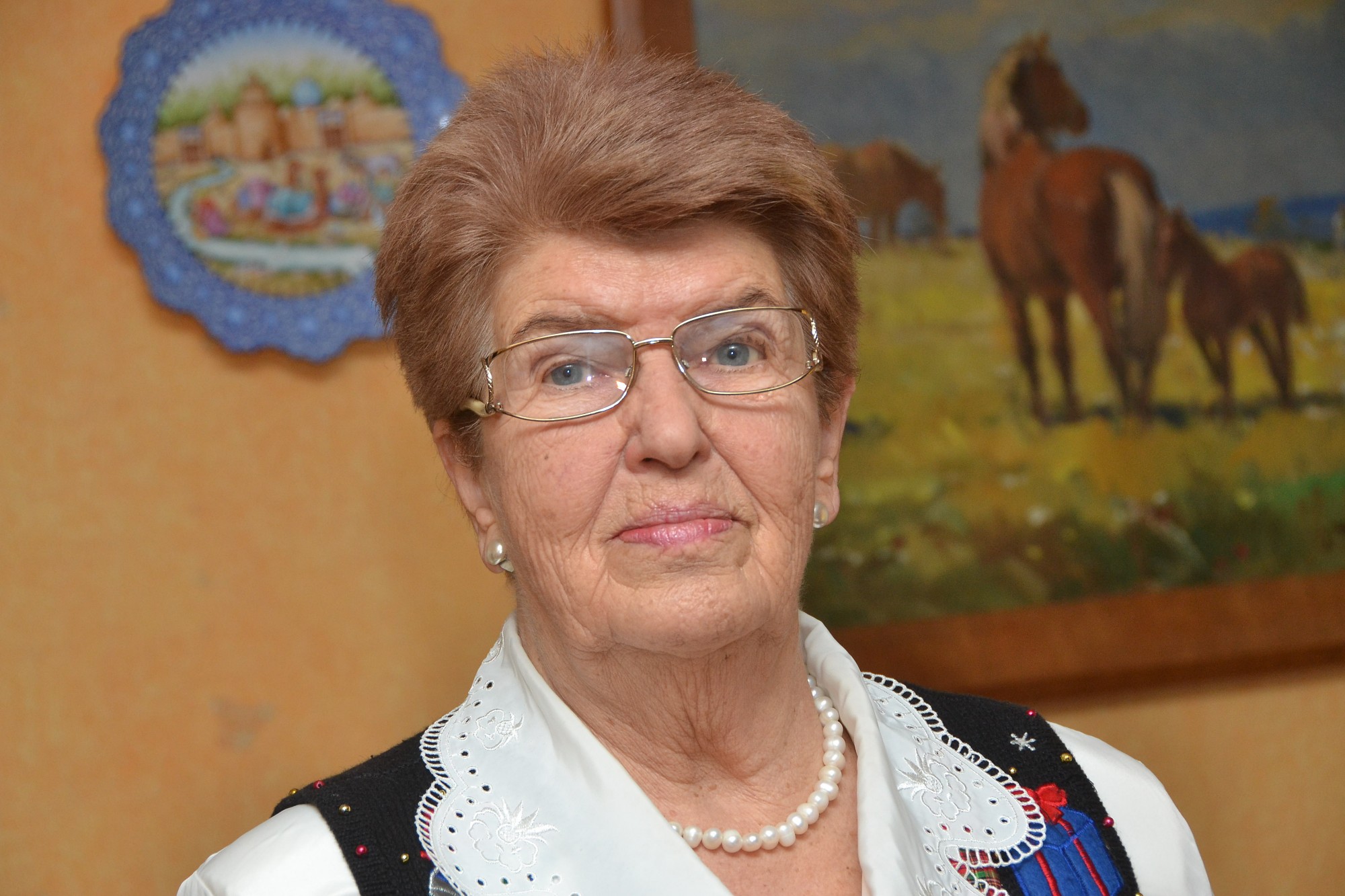 Saruna labāka par nekrologu