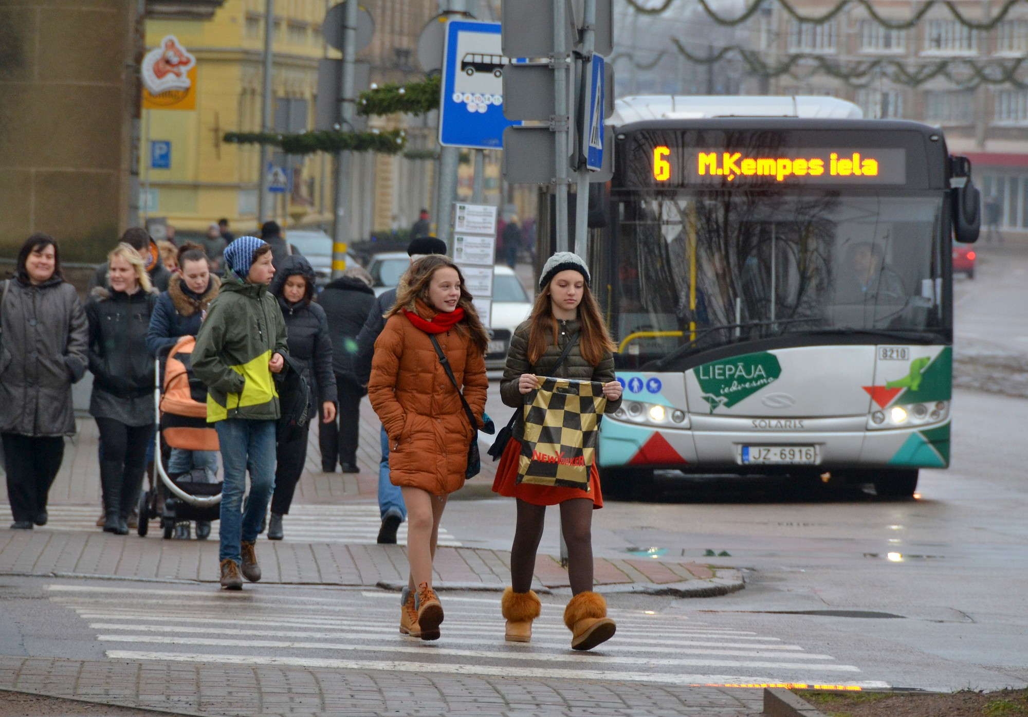 Sabiedriskā transporta kustība svētku dienās tiks organizēta pēc brīvdienu grafika