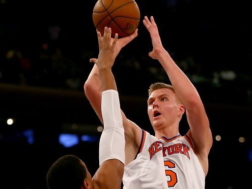 Porziņģis sakrāj ”double-double” un palīdz ”Knicks” izcīnīt uzvaru