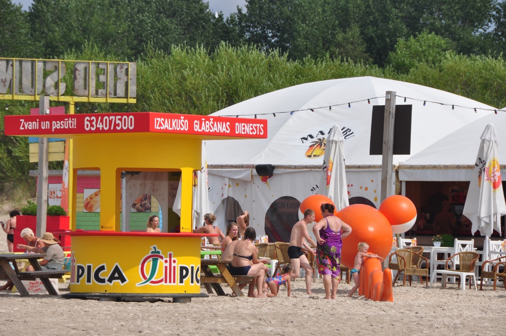 Ielu tirgoņiem mazina birokrātisko slogu