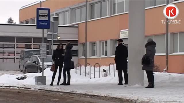 Slimnīcā nogādā salā cietušu vīrieti