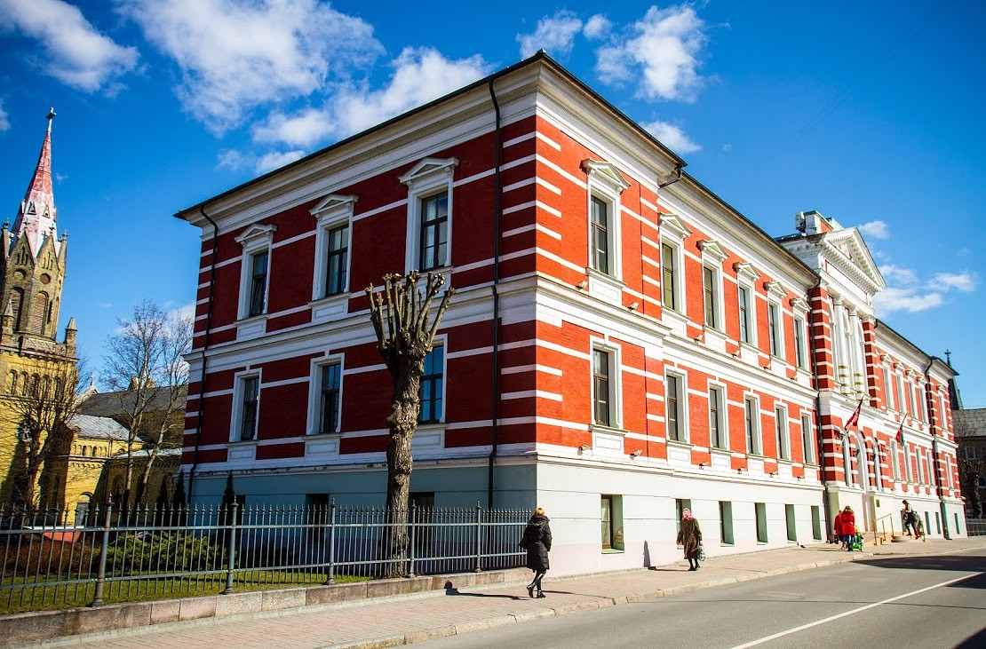 No 1.marta mainīts domes, Būvvaldes un Nekustamā īpašuma pārvaldes darba laiks