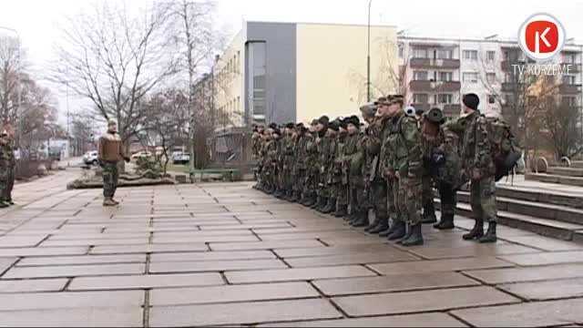 Jaunsargi mācās izdzīvot mežā