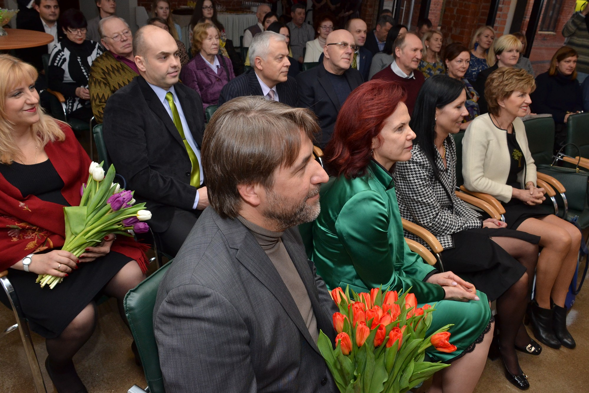 “Vienotības” birojā politika būšot mazākumā