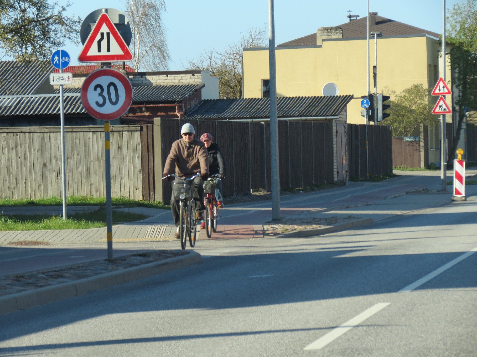 Sākoties sezonai, pieskatīs, lai tehniskā kārtībā būtu gan velosipēdi, gan paši braucēji