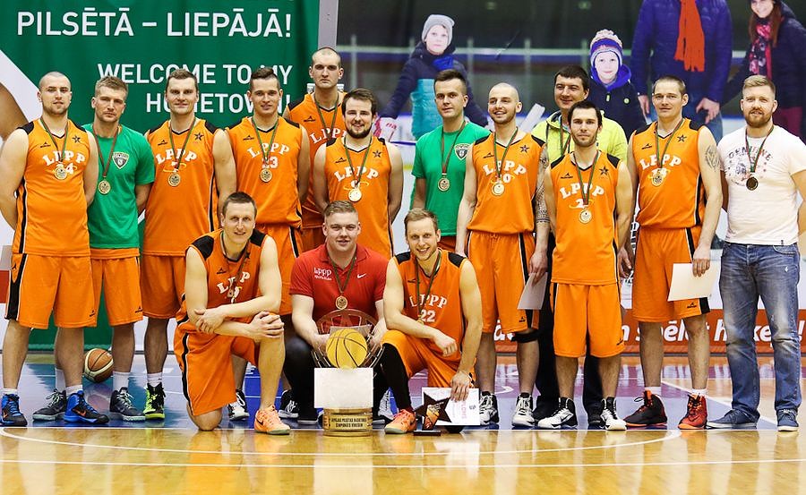 ”Liepājas Pašvaldības Policija” kļūst par pilsētas čempioniem basketbolā