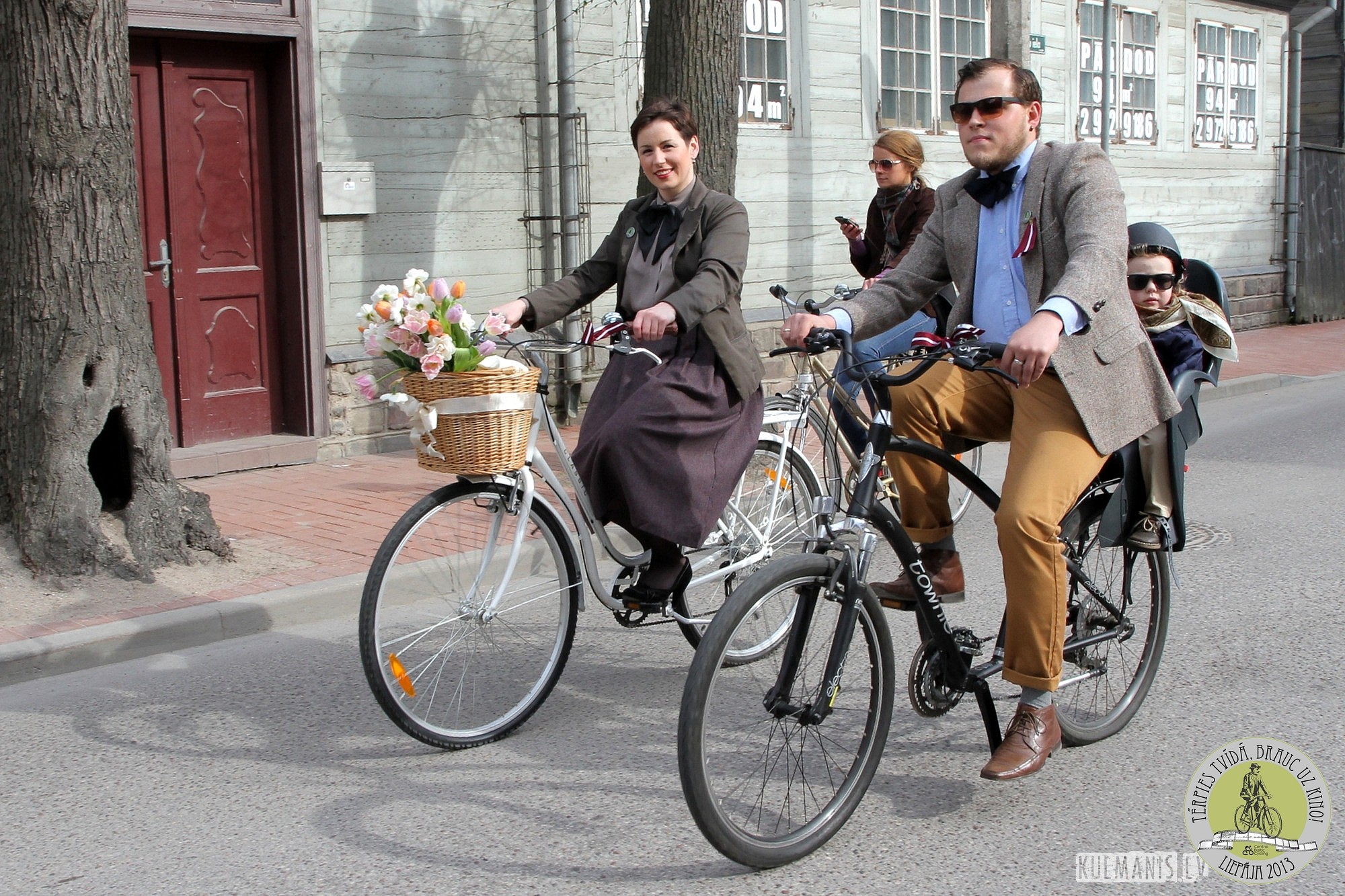 Aicina uz Tvīda retro velobraucienu