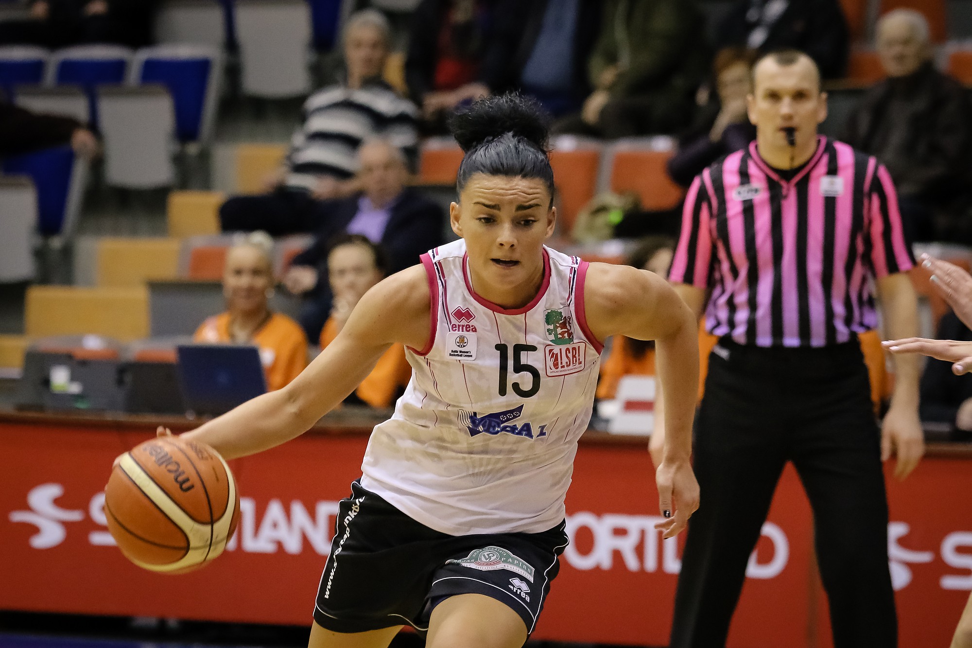Finālsērijas pirmajā spēlē “Vega1/Liepāja” piekāpjas “TTT Rīga” basketbolistēm
