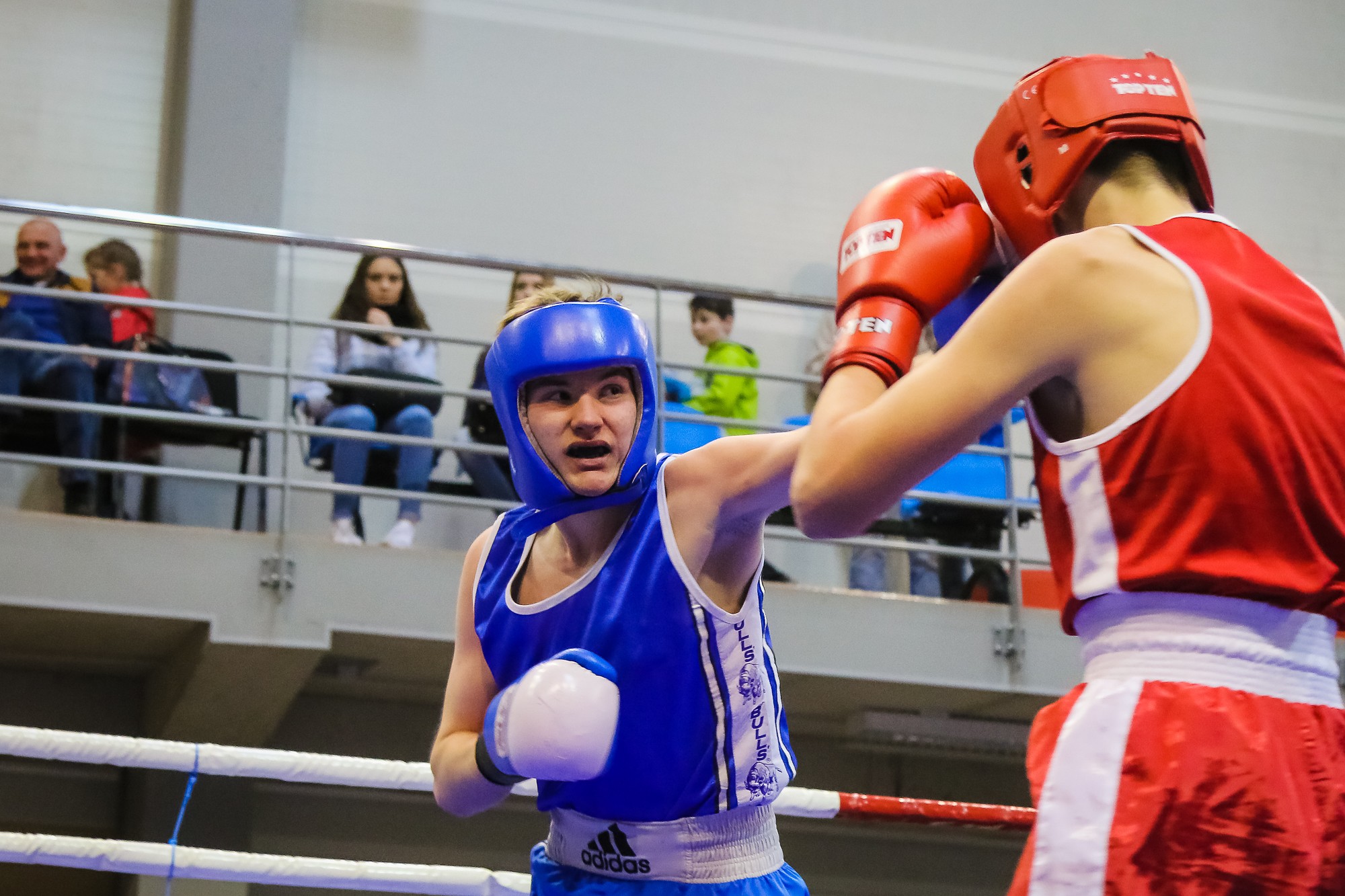 Pilsētas čempionātā arī dāmu cīņa