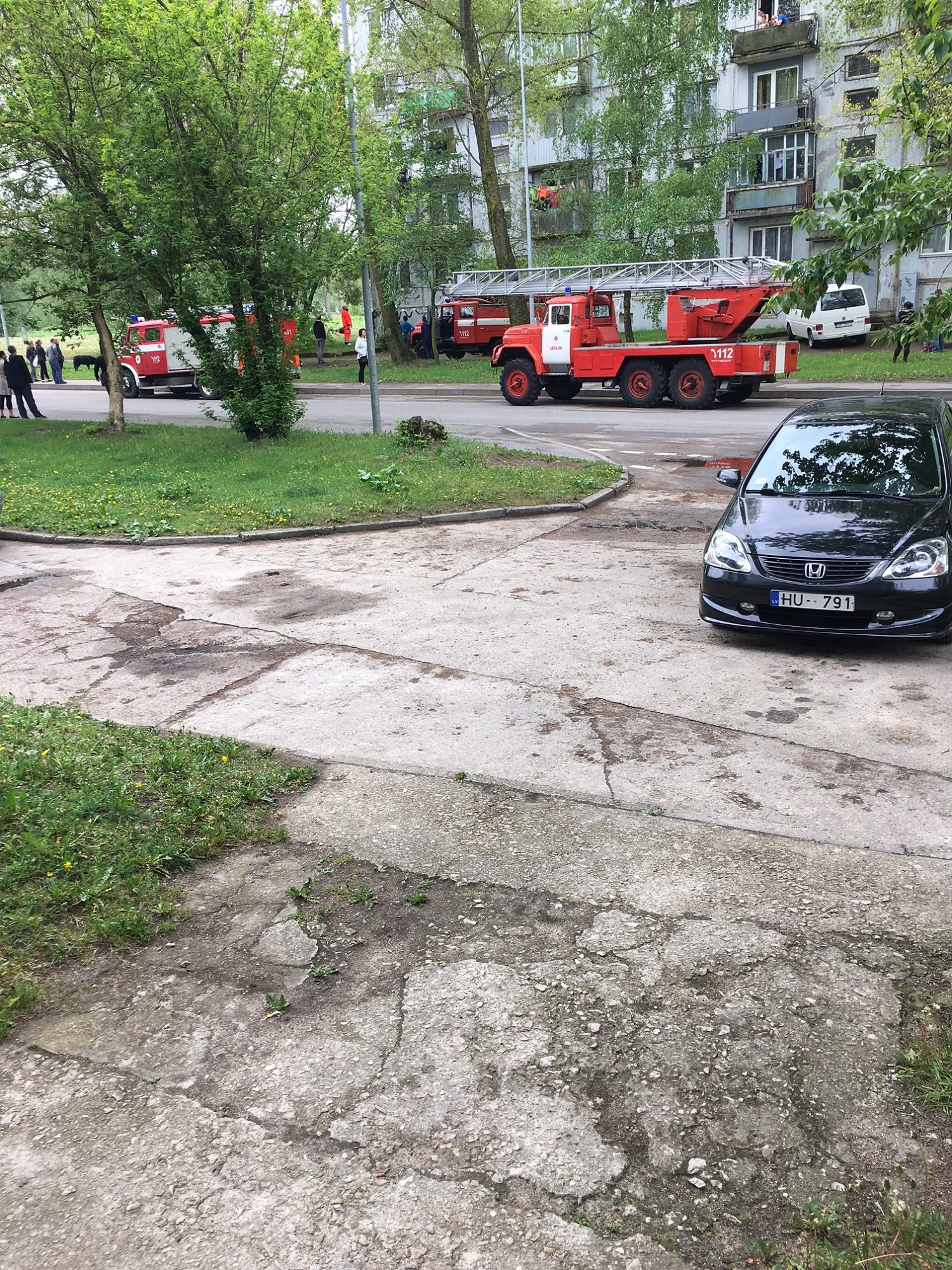 Izglābj potenciālu pašnāvnieku