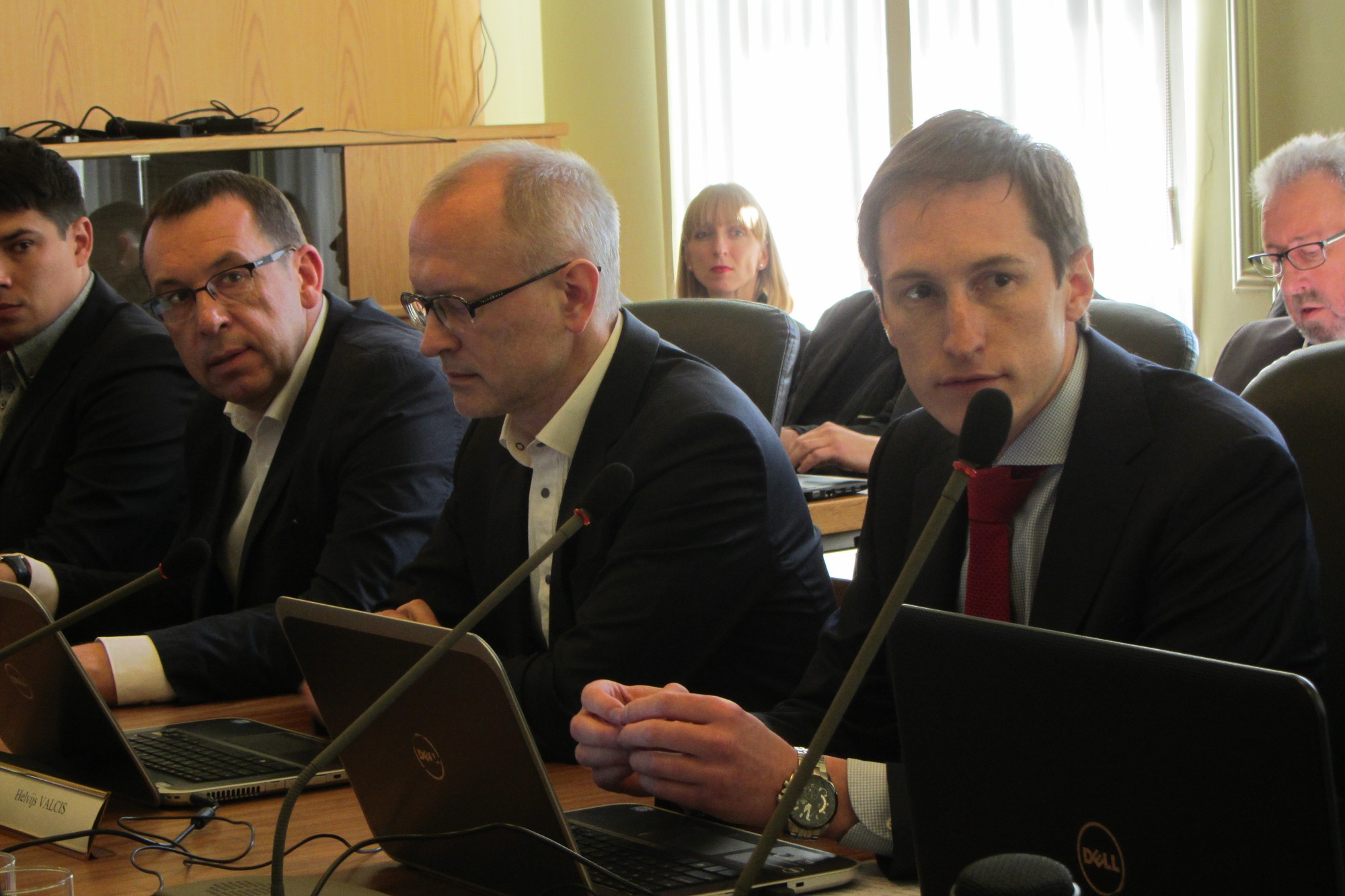 Deputāta pienākumus Liepājas domē sāk pildīt Uldis Hmieļevskis