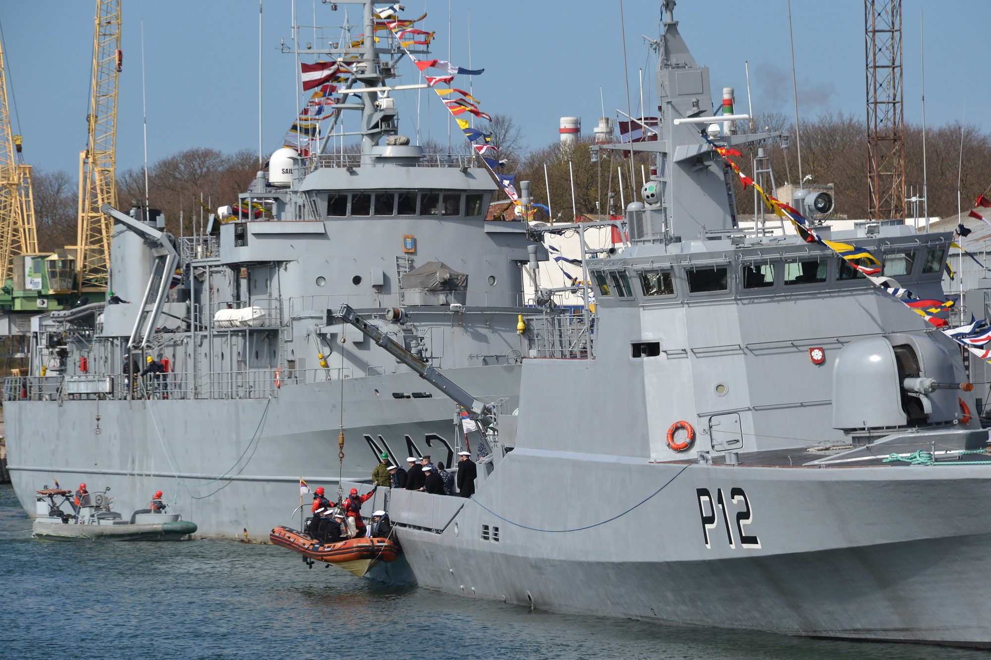 Mazs ritenītis NATO lielajos plānos