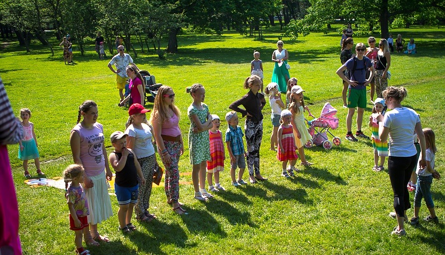 Arī šovasar notiks svētdienu bērnu rīti Jūrmalas parkā