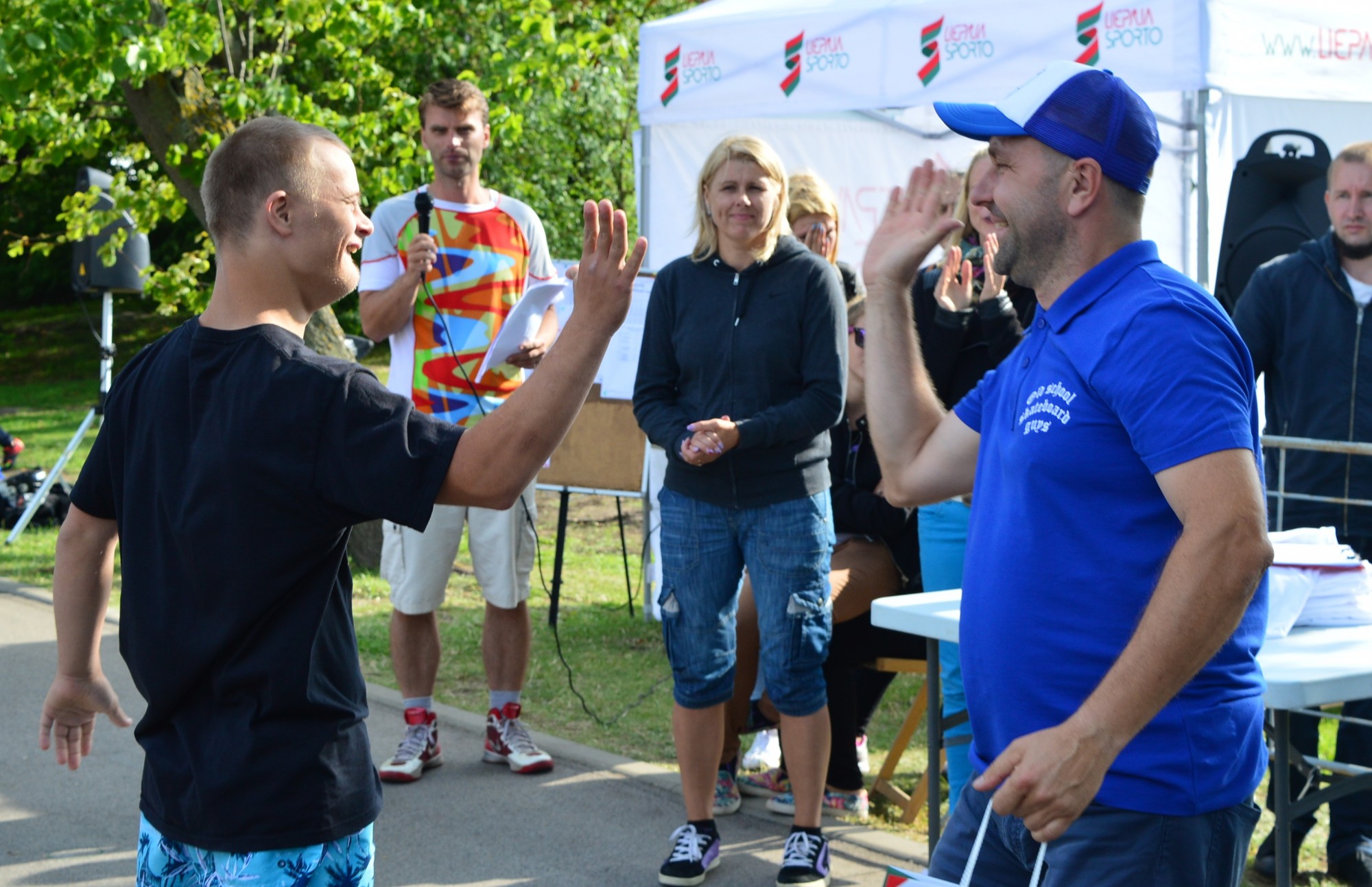 Gatavi braukt čempionu priekšā