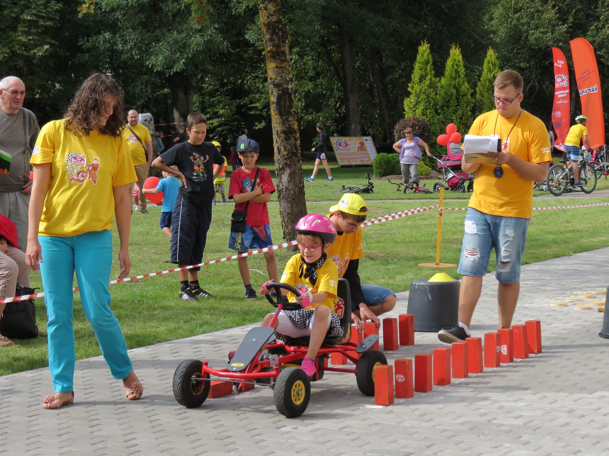 Papildināts – ”Bērnu rallijs” kļūst aizvien populārāks