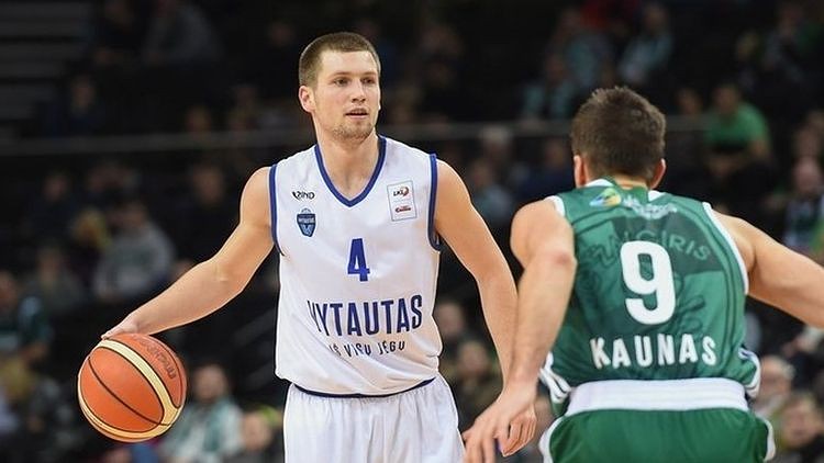 “Liepāja”/”Triobet” sastāvu papildina ar lietuviešu basketbolistu Okmanu