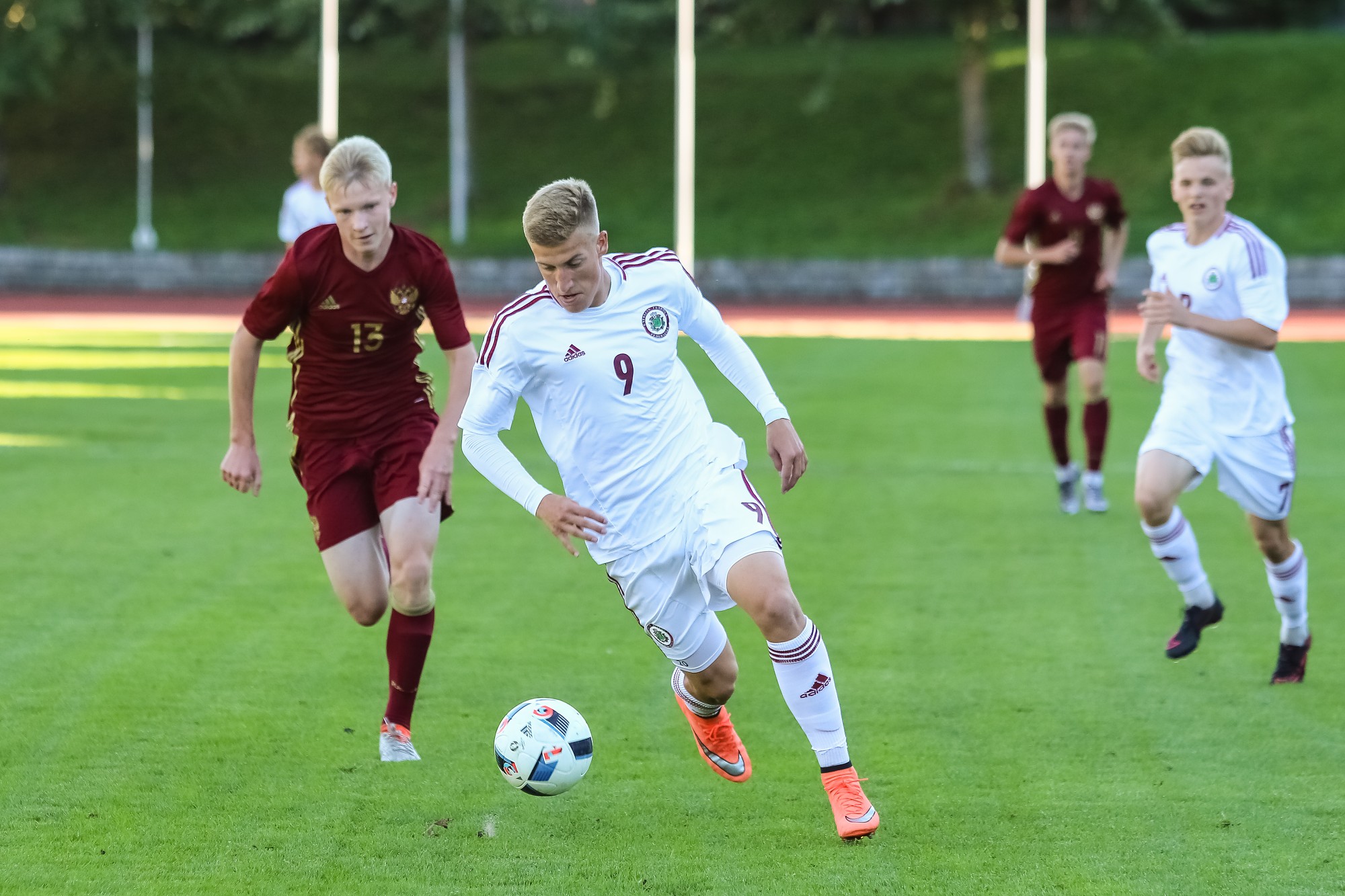 Vārtus guva tikai Marks