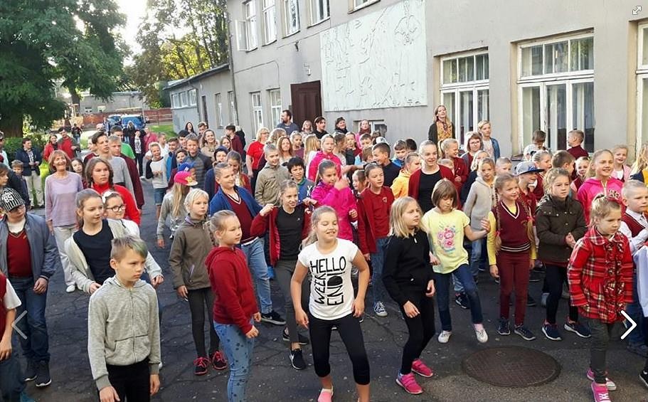 Skolēni aicina vingrot