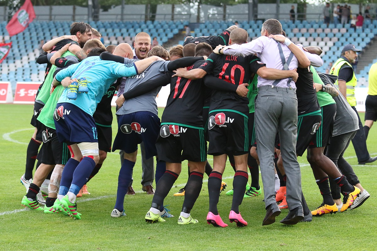 Kādu deju dejos futbolisti?