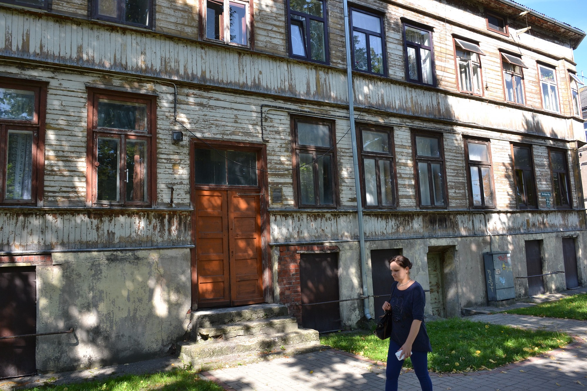 Dzīvojamā māja kā nevajadzīgu firmu izgāztuve