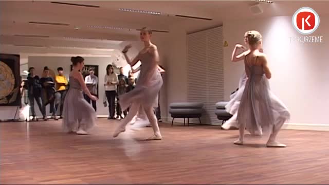 Balets uz skatuves un gleznās
