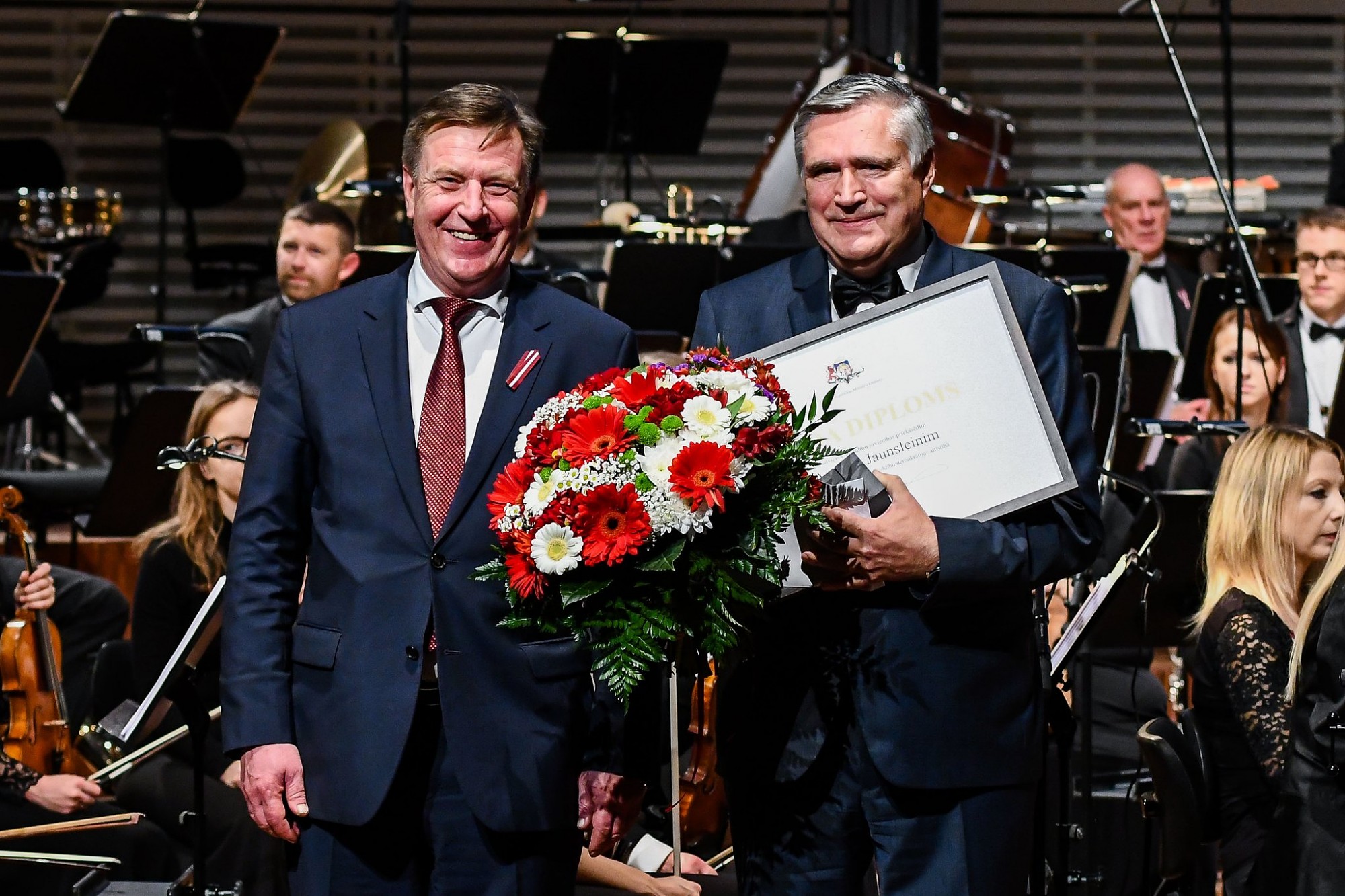 Papildināts (ar foto) – Liepājā godina 2016.gada Ministru kabineta balvas laureātus
