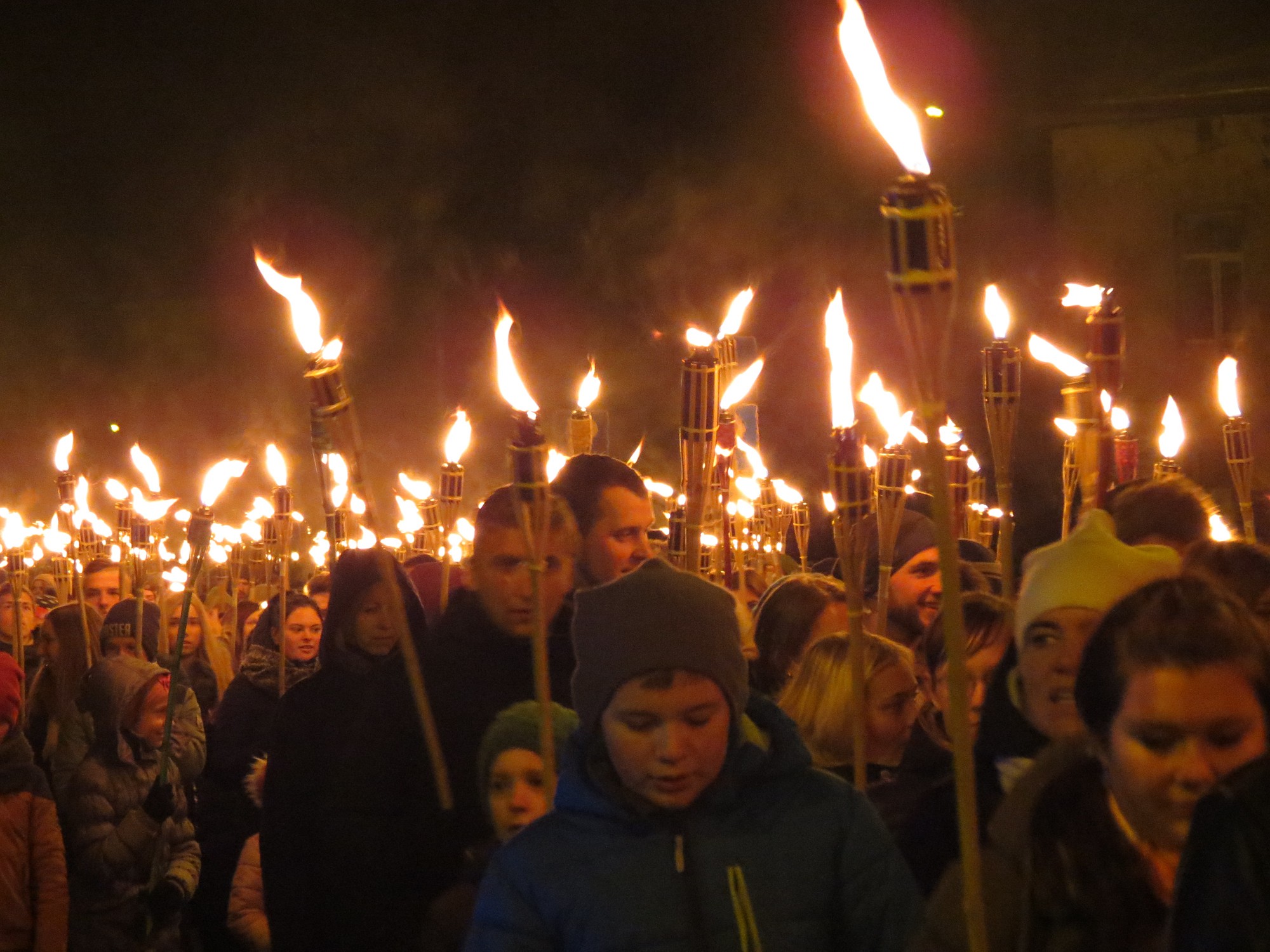 Lāpu gājiens – gaismiņu dižupe