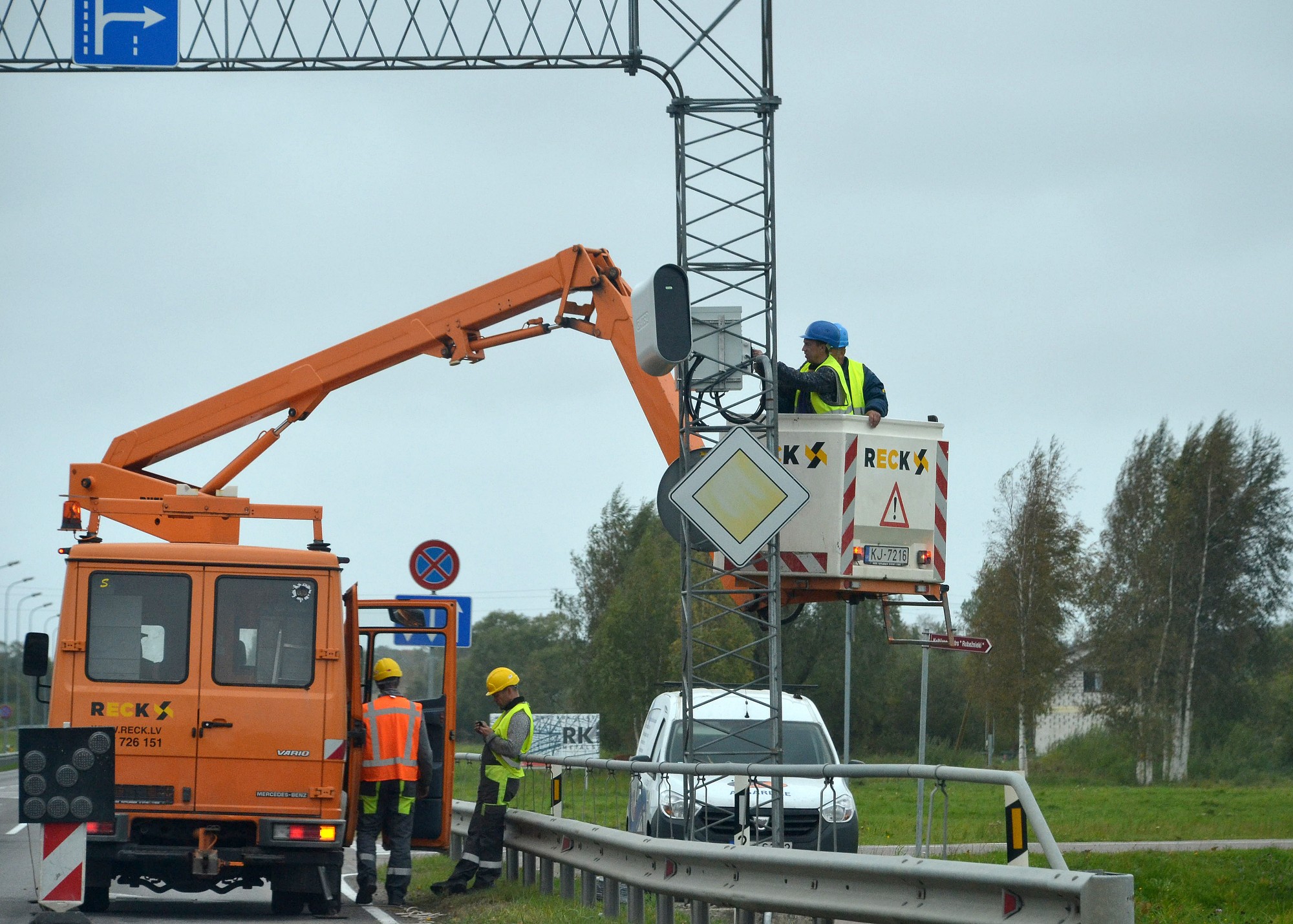 Šodien Grobiņā ieslēdz fotoradaru