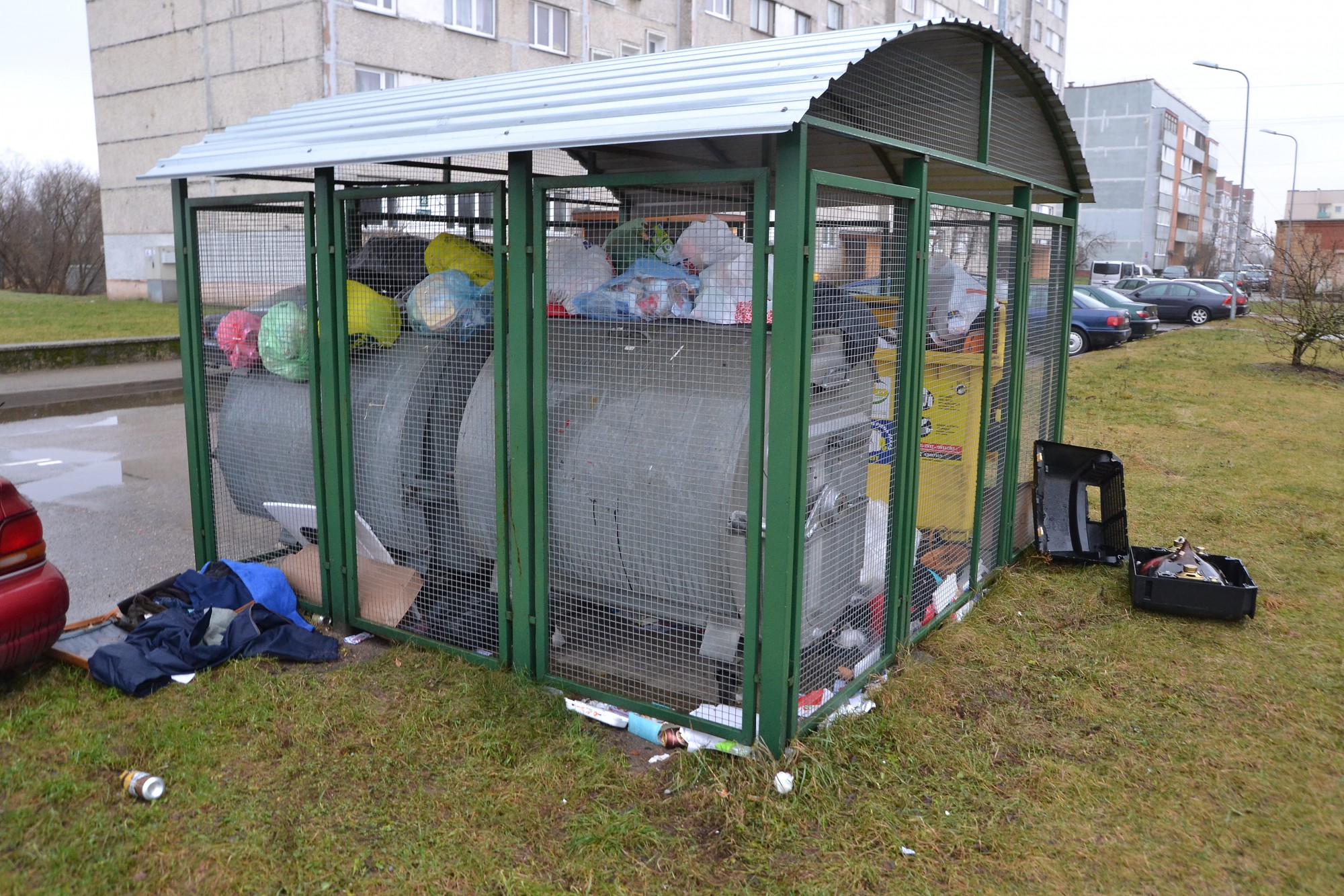 Liepājas pilsētas izpilddirekcija neapmierināta ar jauno atkritumu apsaimniekotāju darbu