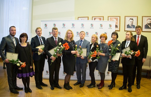 Pasniedz Liepājas pilsētas Gada balvu zinātnē