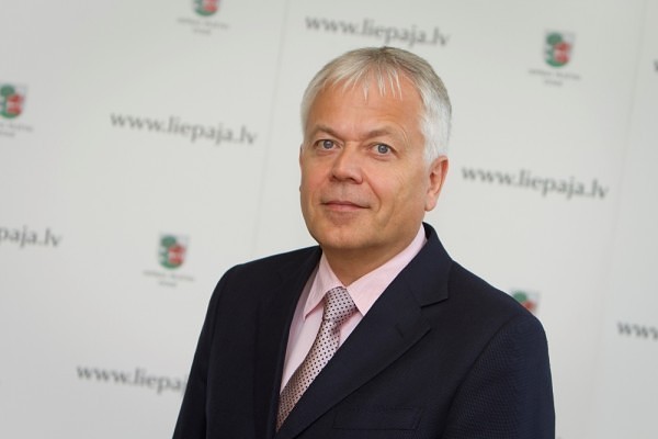 Priekšā strauja izrāviena gads