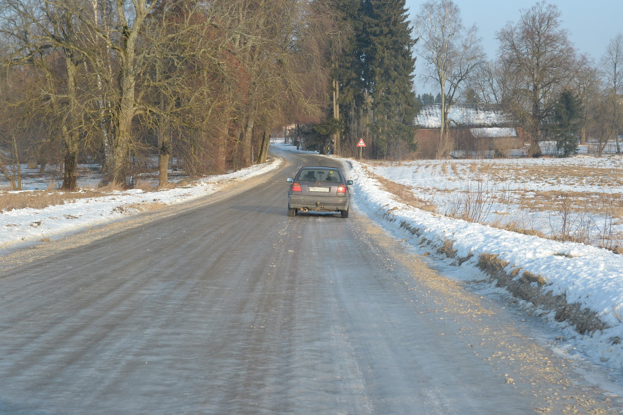 Ceļa vietā slidotava