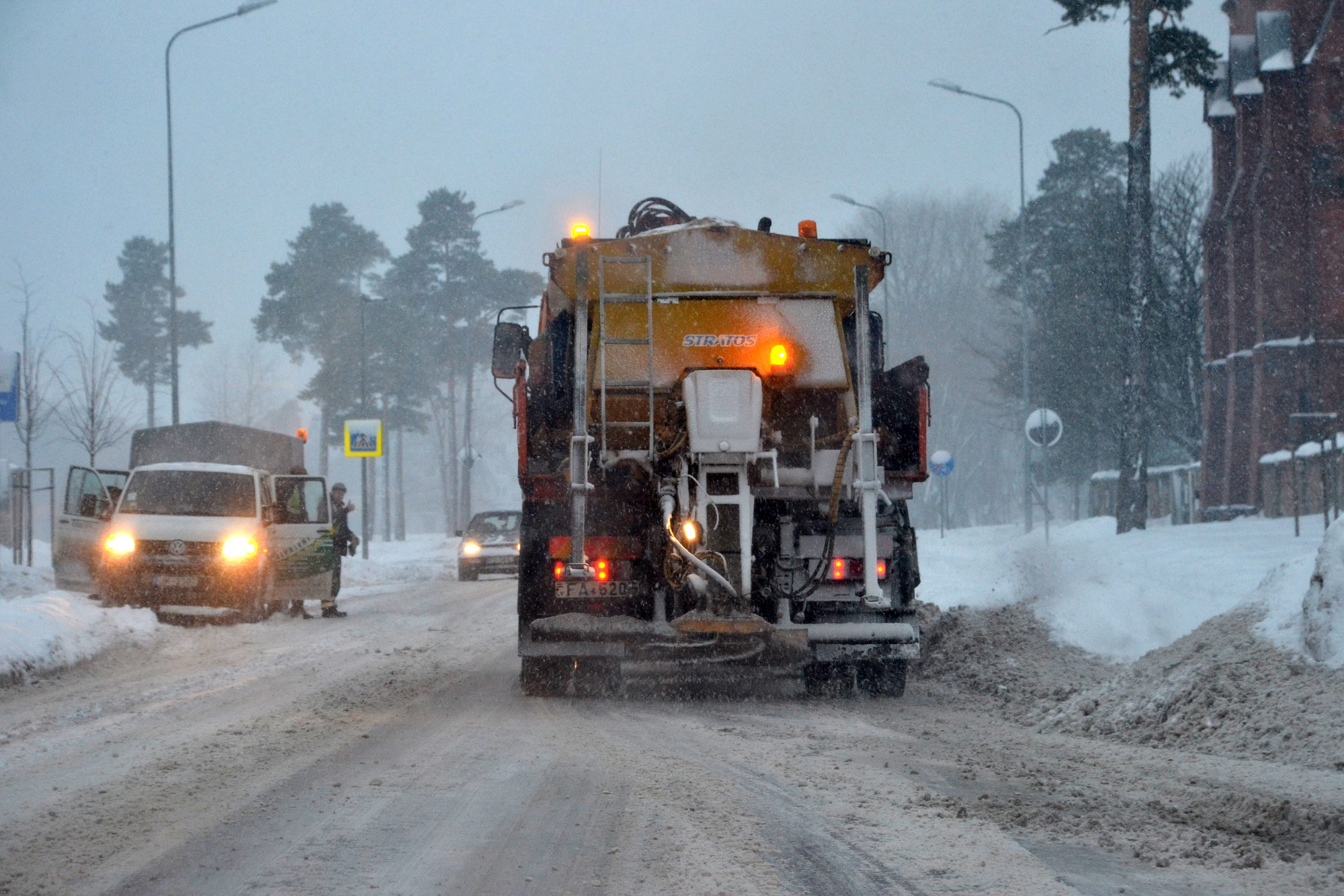 Ziemas dienests strādā biežāk. Visvairāk veikta “preventīvā kaisīšana”