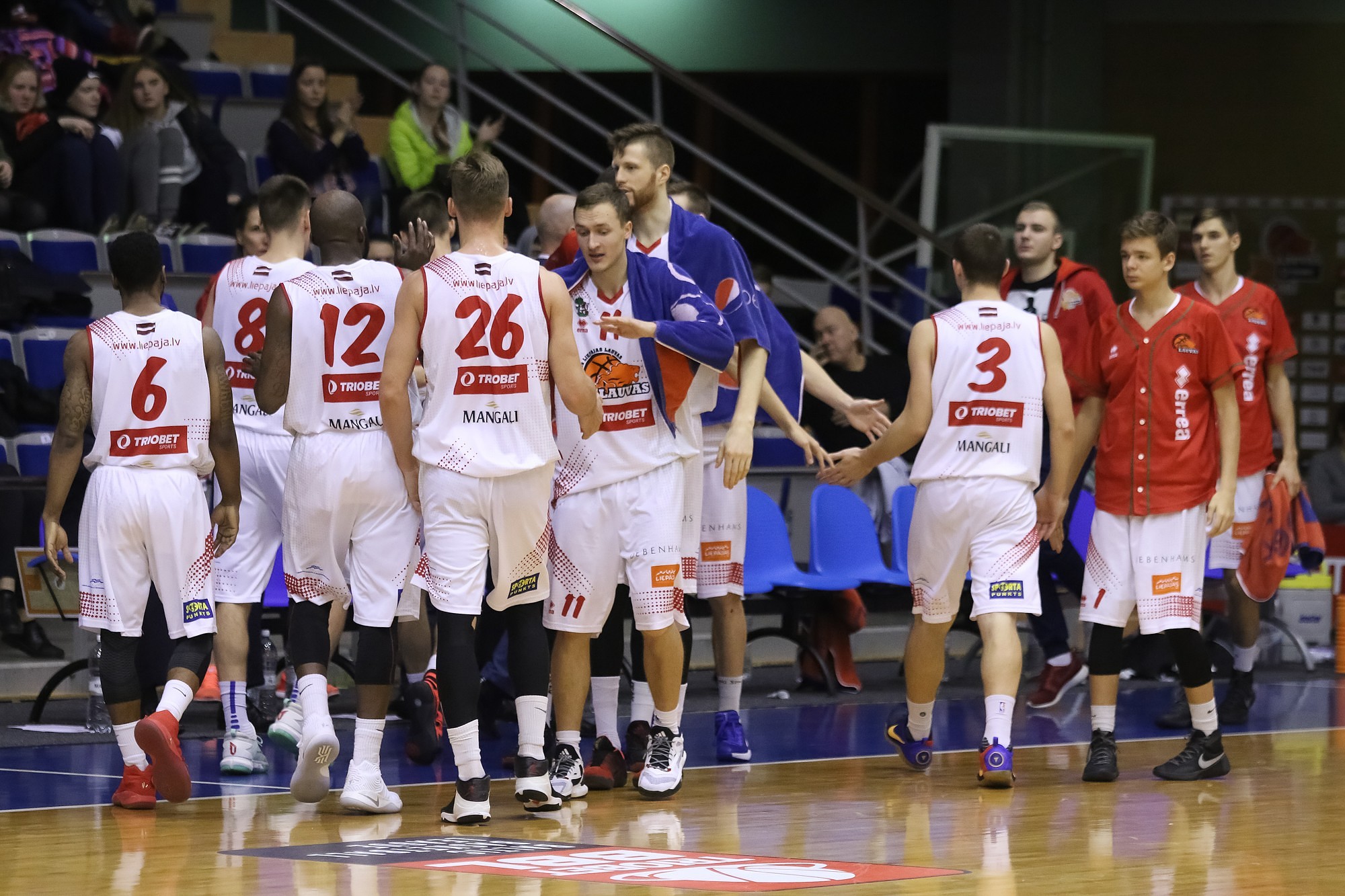 Butjankova “double-double” palīdz “Liepājai” ielauzties “play-off” zonā