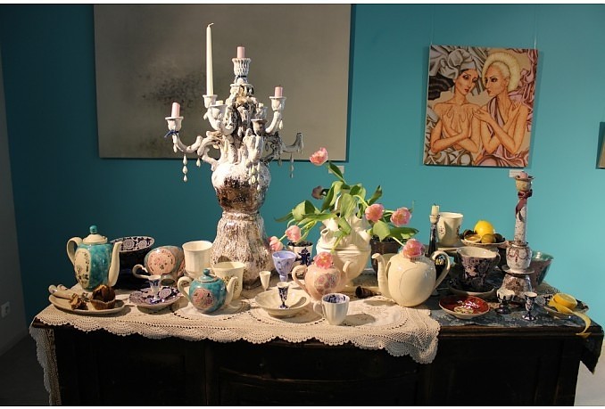 Gaida īpašu porcelāna darbu izstādi