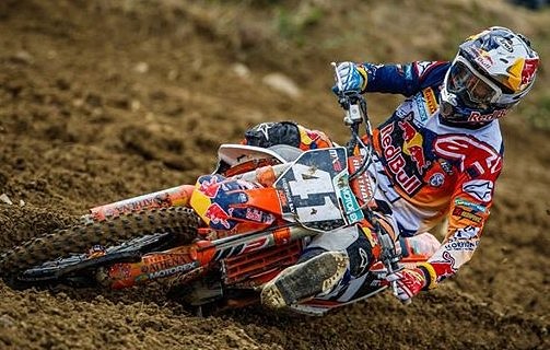 Jonass MX2 klasē izcīna pirmo uzvaru pasaules motokrosa čempionātā