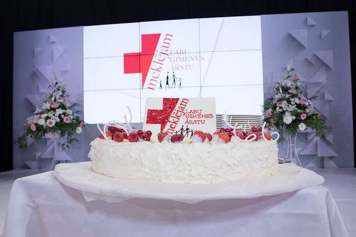 Aicina pieteikt konkursam labākos Liepājas ģimenes ārstus un sirsnīgākās māsiņas