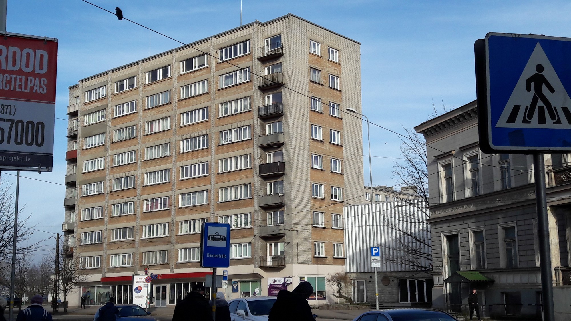 Beidzot briest renovācija Lielā ielā 1