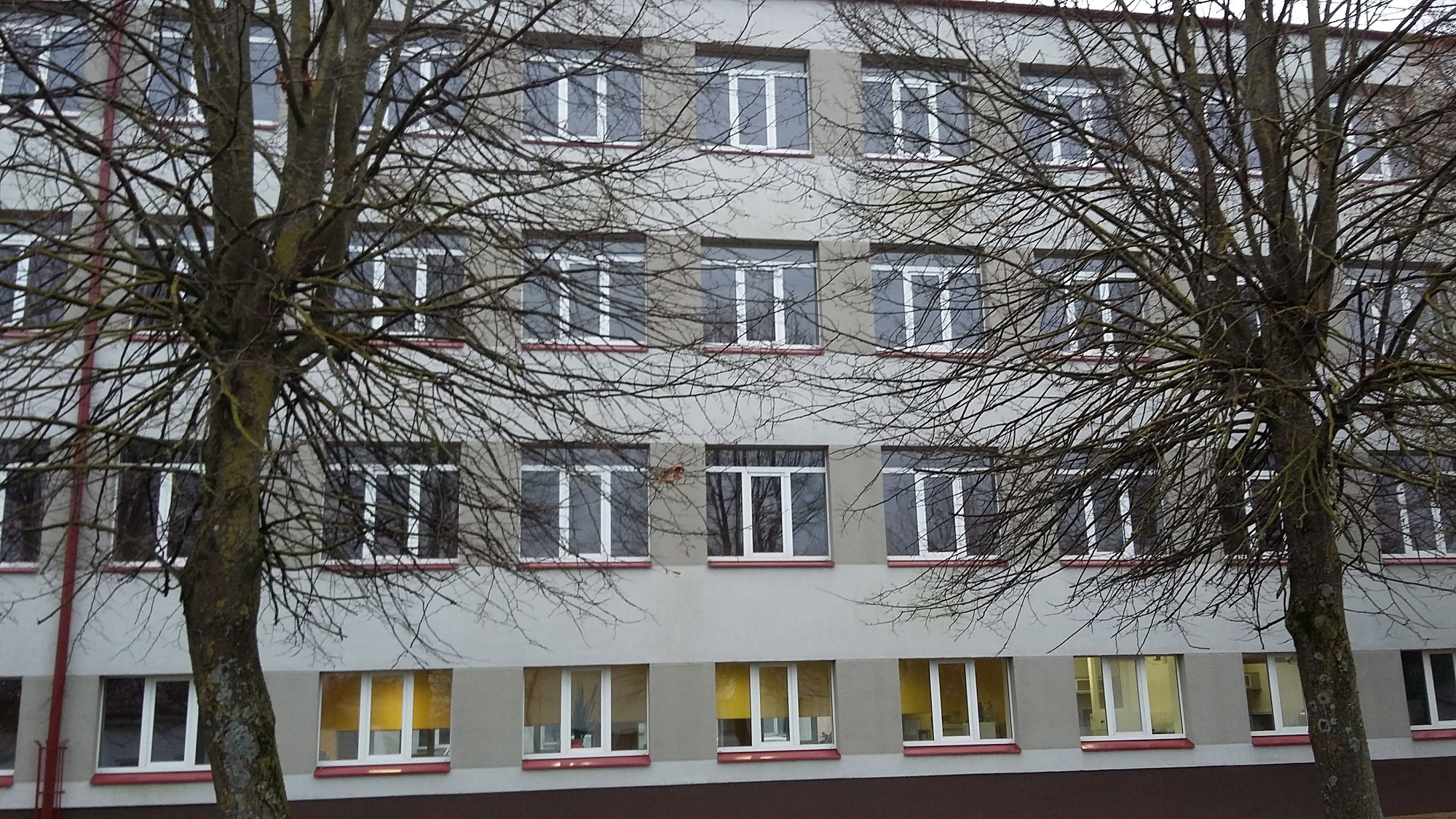 Raiņa 6.vidusskola pārcelsies uz bijušā Liepājas tehnikuma telpām K.Ukstiņa ielā